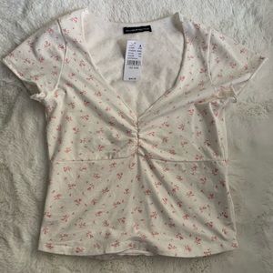 Brandy Melville Gina Top (Pink & White)